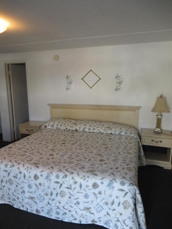 Southwind Motel Stuart Chambre photo