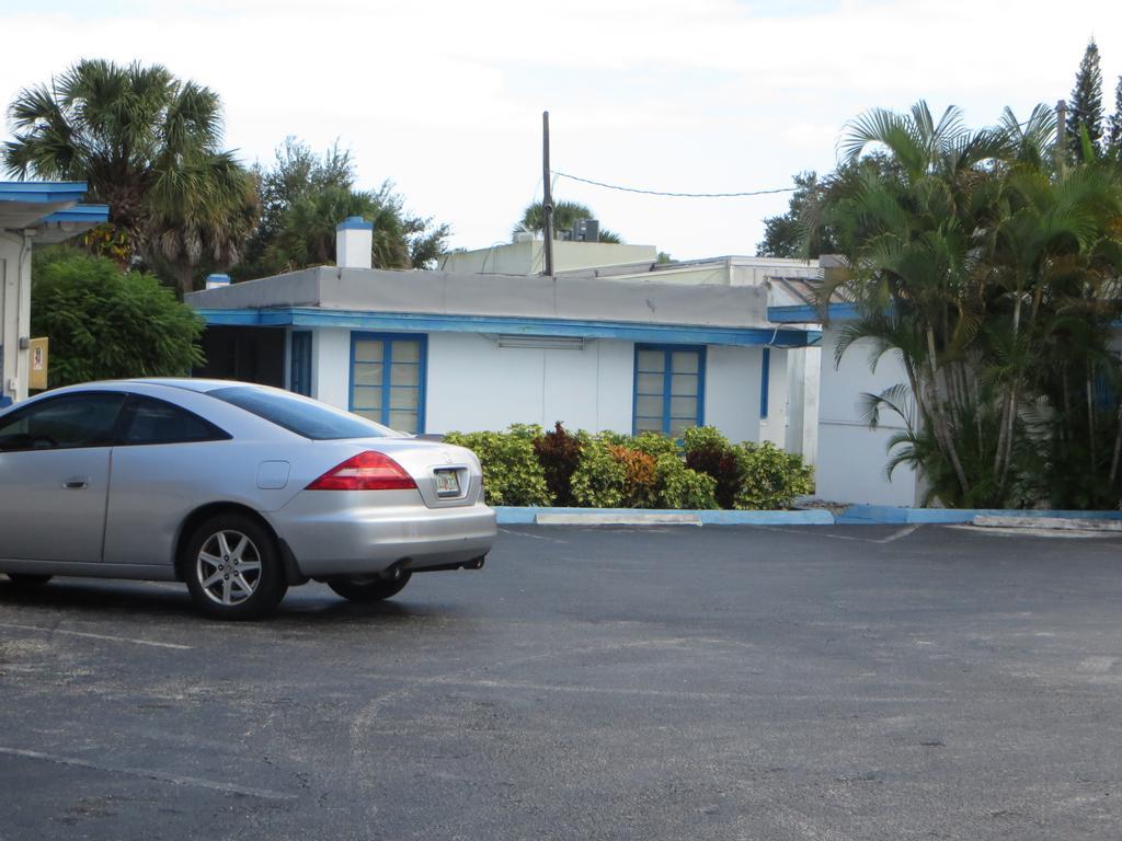 Southwind Motel Stuart Extérieur photo