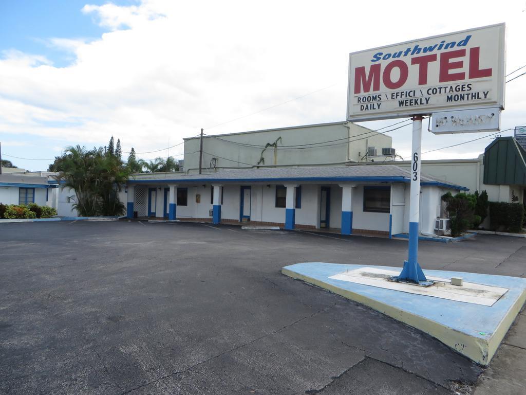 Southwind Motel Stuart Extérieur photo